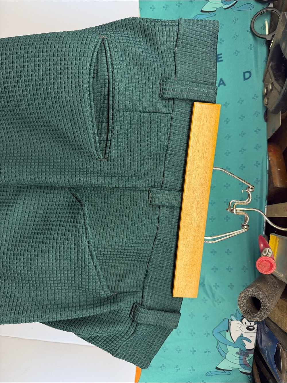 Vintage Mens 70’s No Iron Pants Has Cuffed Bellbottoms Green Size 34-36” x 30” - Picture 3 of 8